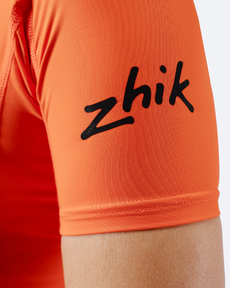 Ženski Eco Spandex LT kratki rokavi osnovni top - ognjeno rdeč